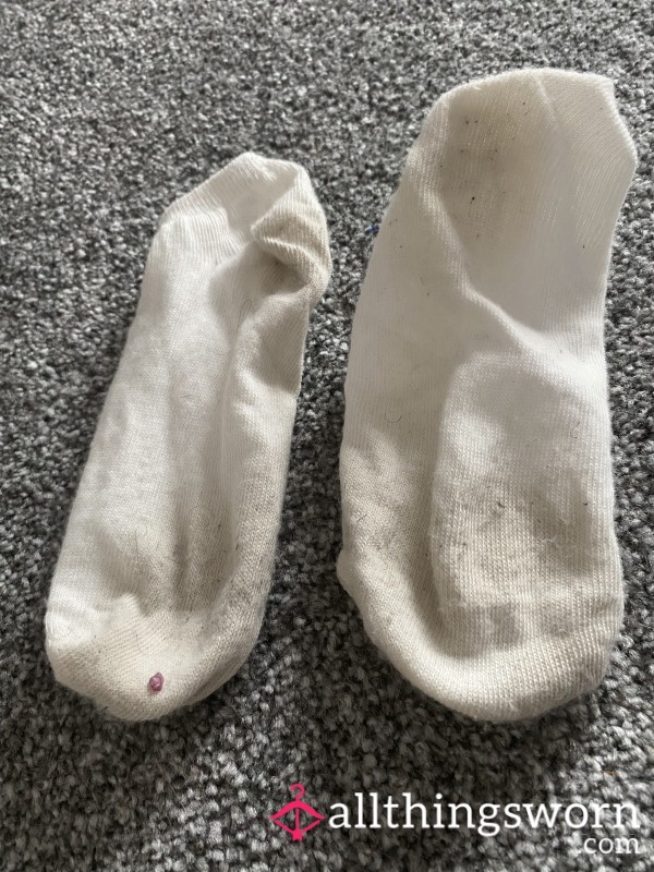 Worn White Ankle Socks - Size 4