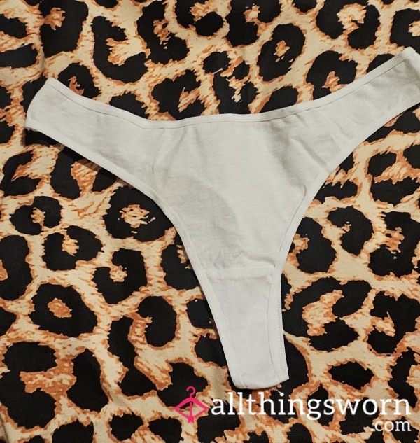🤍 Worn White Cotton Thong 🤍