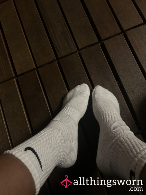 Worn White Nike Gym Socks 💦 Post Workout Wear Soft, Sweaty