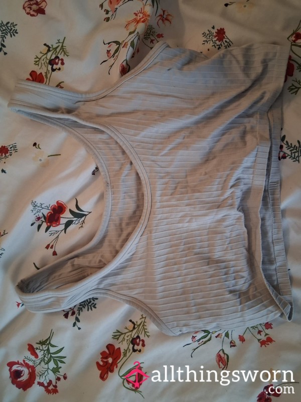Worn White Ribbed Bra – Soft, Clingy & Hugging My Body