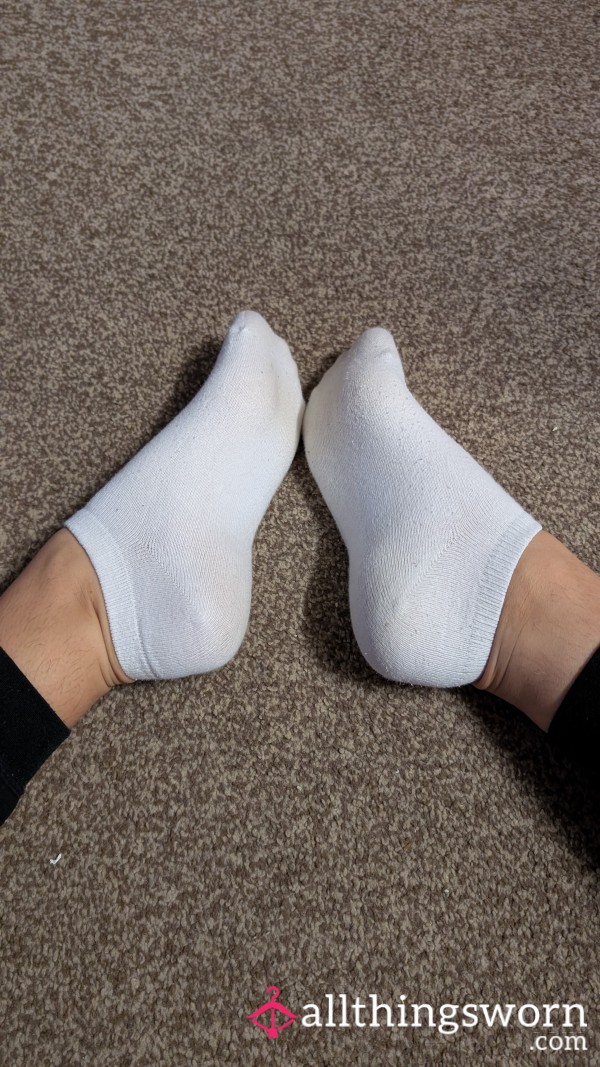 Worn White Sockies