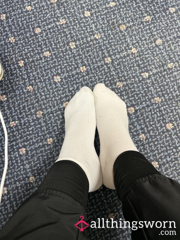 Worn White Socks 🧦
