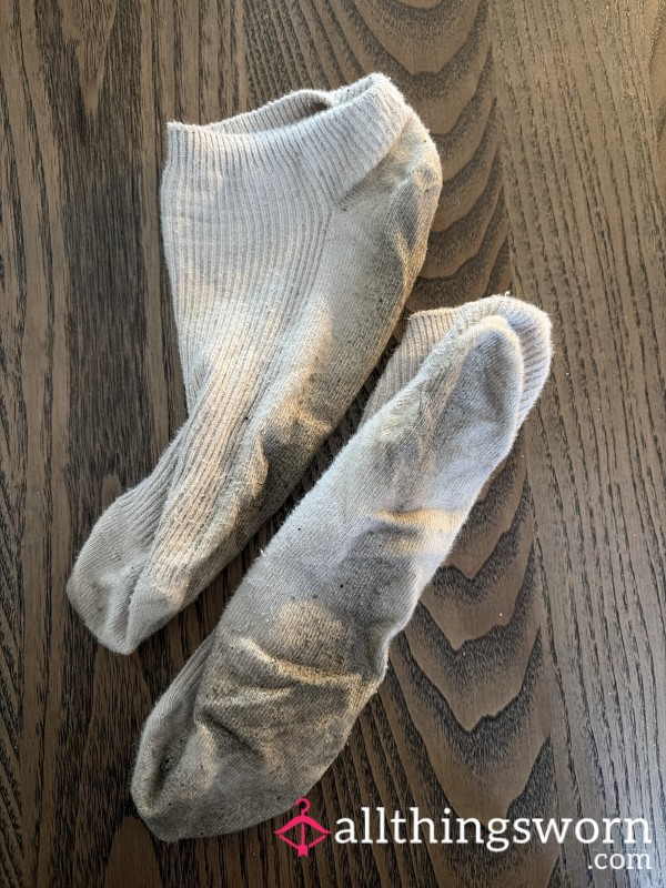 Worn White Socks 🧦 Strong Scent & Very Used – Personal & Soft