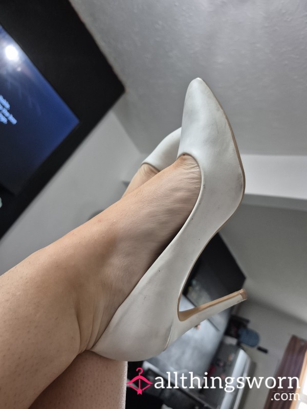 Worn White Stilletoes Size 5