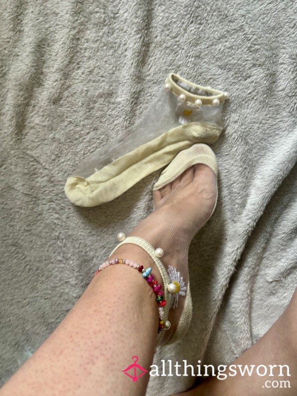 💛 WORN YELLOW NYLON SOCKS WITH PEARL DETAIL — Sweet & Sinfully Dirty 💛