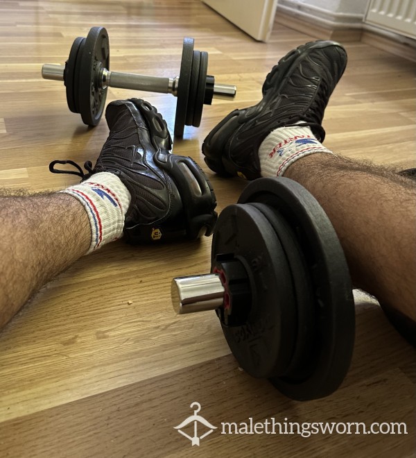 Wornout Nike TNs