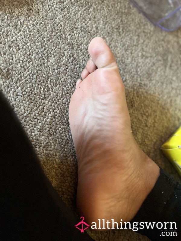 Worship My Dirty Feet And The Ground I Walk On