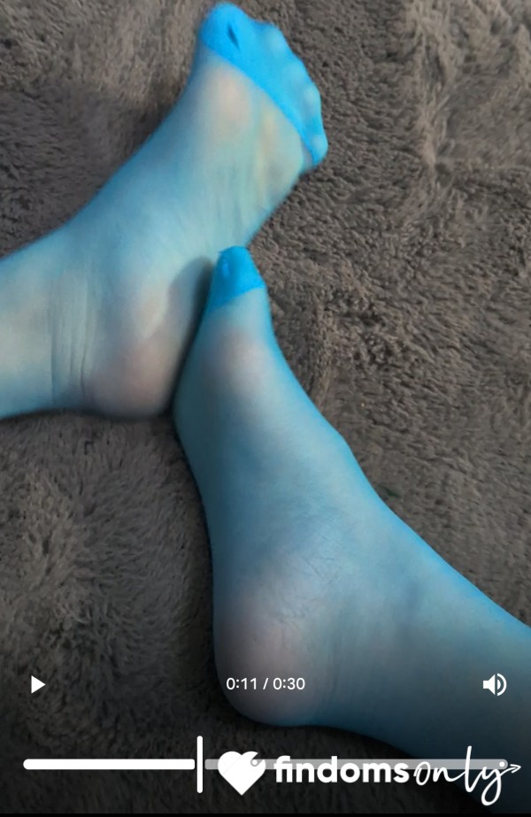 ✨Worship My Feet In Blue Nylons👣