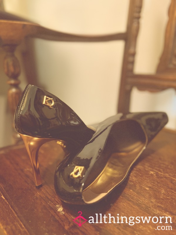Worship My Feet In My Heels