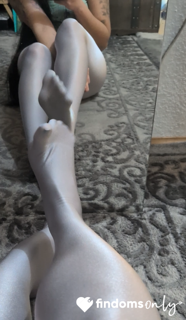 ✨ Worship My Feet In Shiny Silver Tights