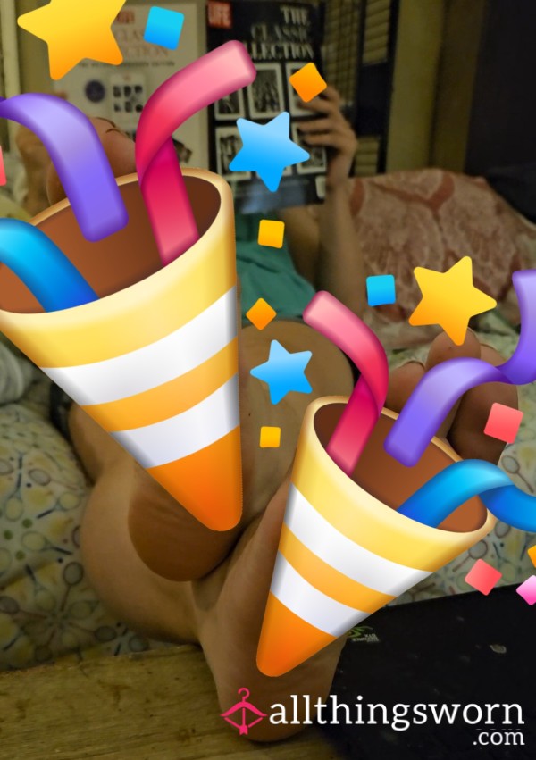 Worship My Feet Now!!!