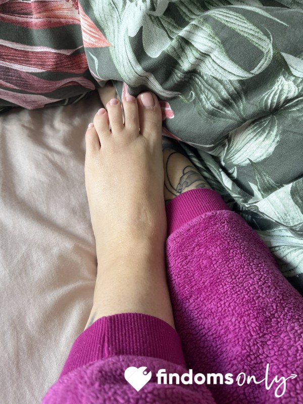 Worship My Goddess Feet