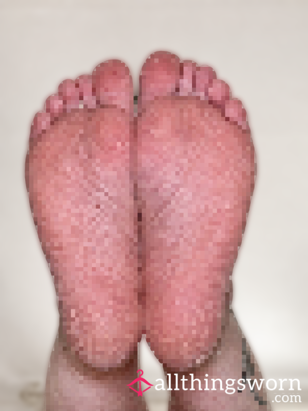 Worship My Grubby Soles 😉
