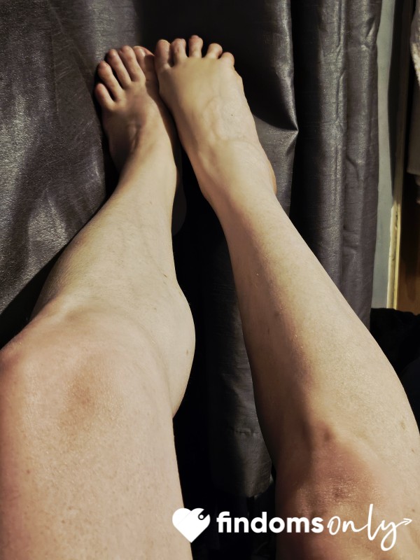 Worship My Legs And Feet