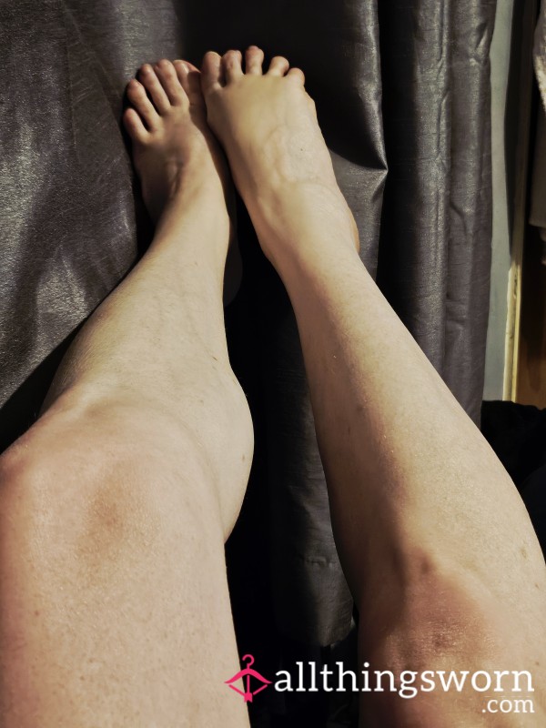Worship My Legs And Feet