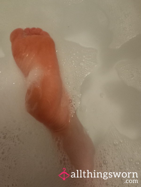 Worship My Petite Feet