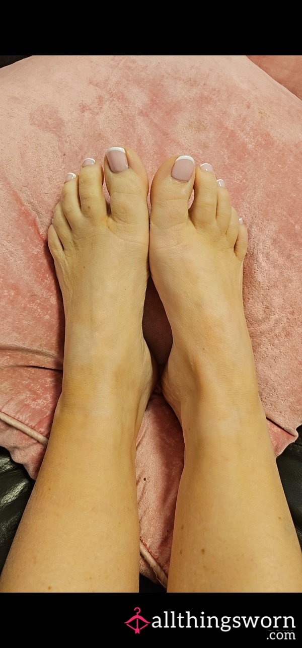 Worship My Tiny Perfect Little Size 2 / 35 Feet