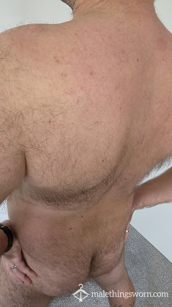 Worship The Hairy Dad Bod