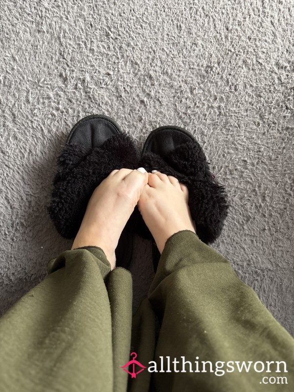 Worship Them!👣😘