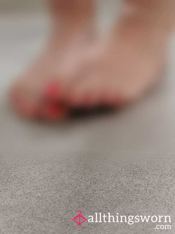 Worship Worthy Arches 👣