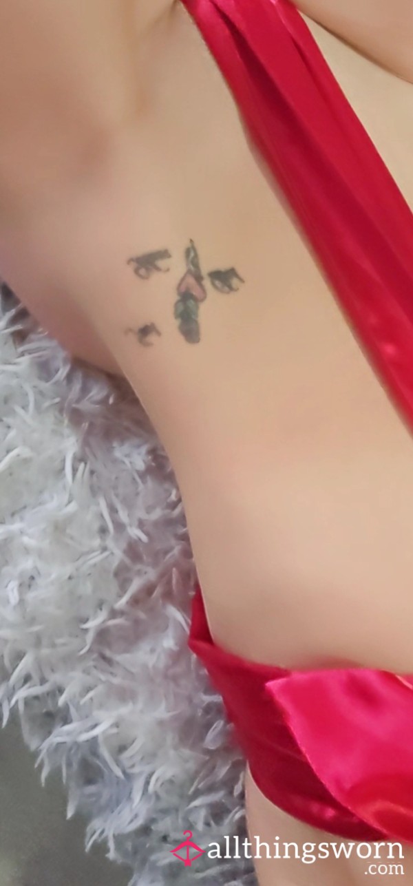 Wrapped In A Red Ribbon 🎀 💋 Body, Face & Petite Feet