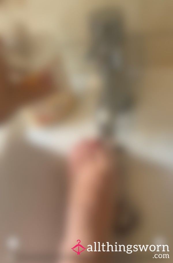 X2 1 Min Vids, Feet Washing And Creaming 🦶