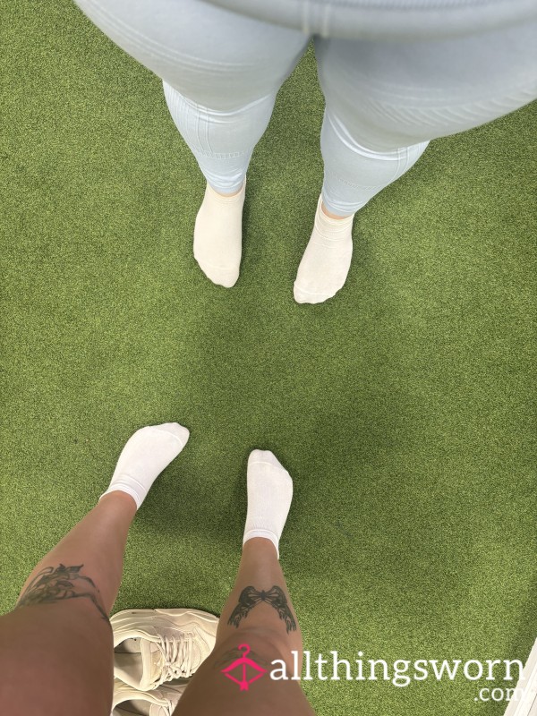 X2 Of Socks From 2 Sellers 🧦