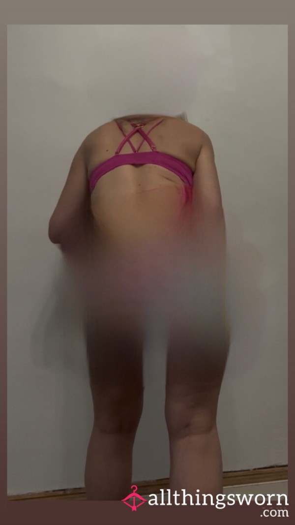 X3 Juicy Booty In Panties Pics🍑