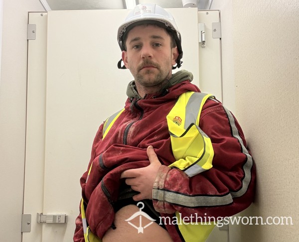 X3 Work Photos With A Special Surprise🍆