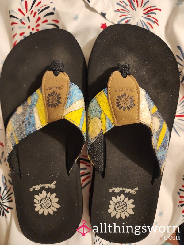 Yellow 💛 Box Flip Flops Teal 🩵 Yellow, White 🤍