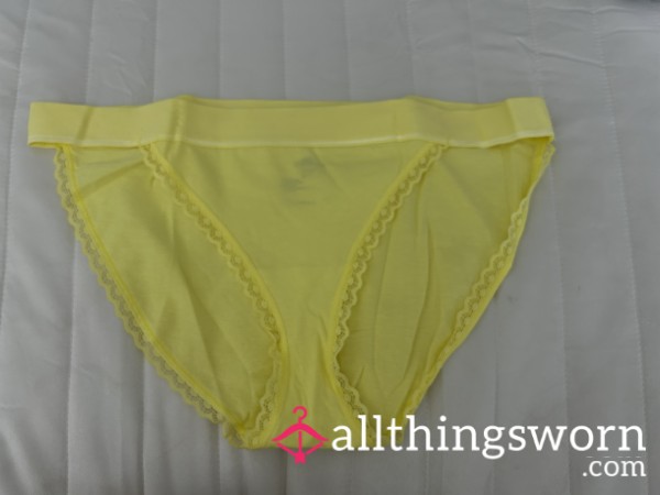 ⭐️Yellow Easter Panty⭐️