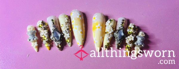 Yellow Flower Nails