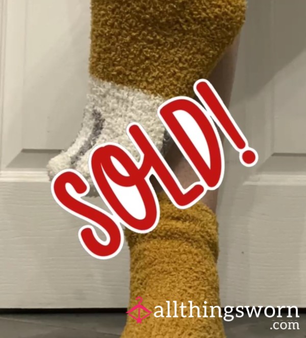 ⭐️⭐️ Yellow Fluffy Super Soft Stinky Socks ⭐️⭐️