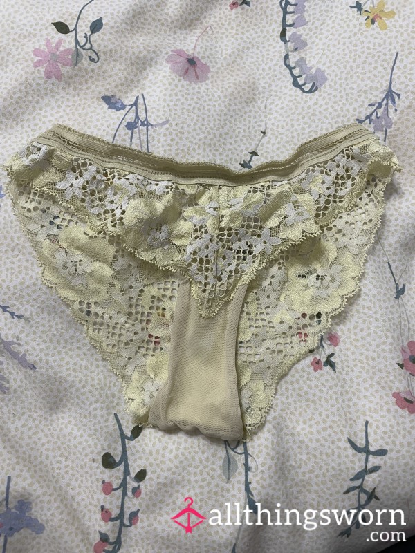 Yellow Lace Cheeky Panties 💛 - Matching Bra Available!