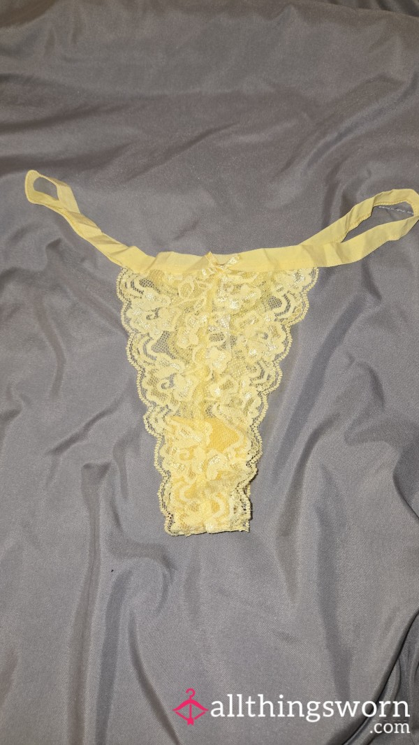 💛 Yellow Lace Thong 💛