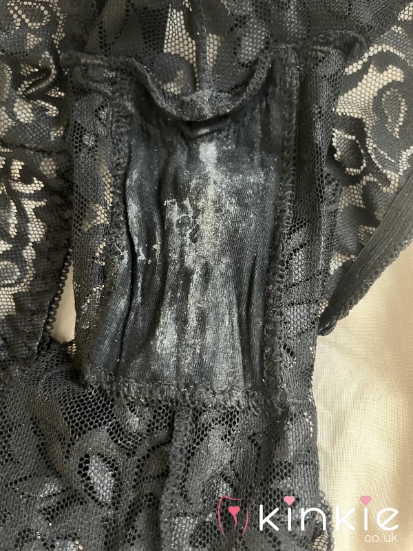 YESTERDAY’S DIRTY BLACK LACE KNICKERS WORN FOR 48 HOURS 5 STAR ⭐ ⭐⭐⭐⭐ REVIEWS