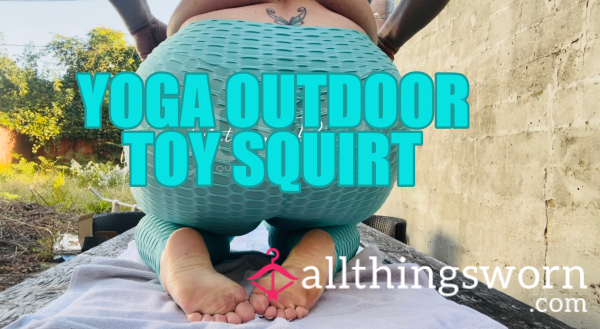 Yoga Outdoor Toy Squirt & Ripped Leggings