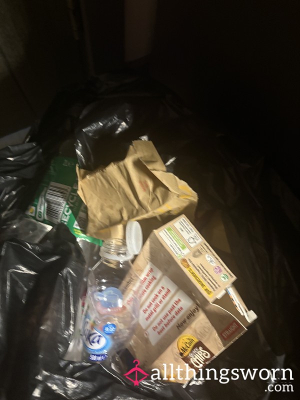 YOU COULD HAVE MY TRASH LIKE THE TRASH YOU RLLY ARE ;)