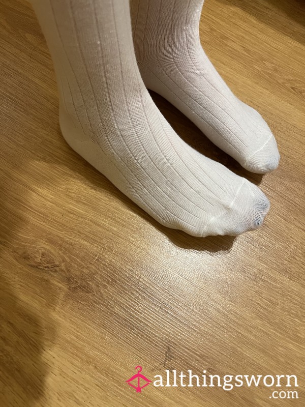 You Saw The Preview… Here’s The Full Cozy Socks Set 🧦😈