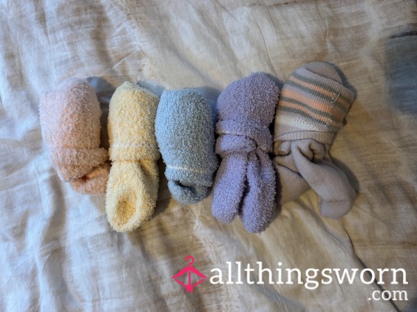 Your Choice Of Fluffy Socks 😍 7 Day Wear