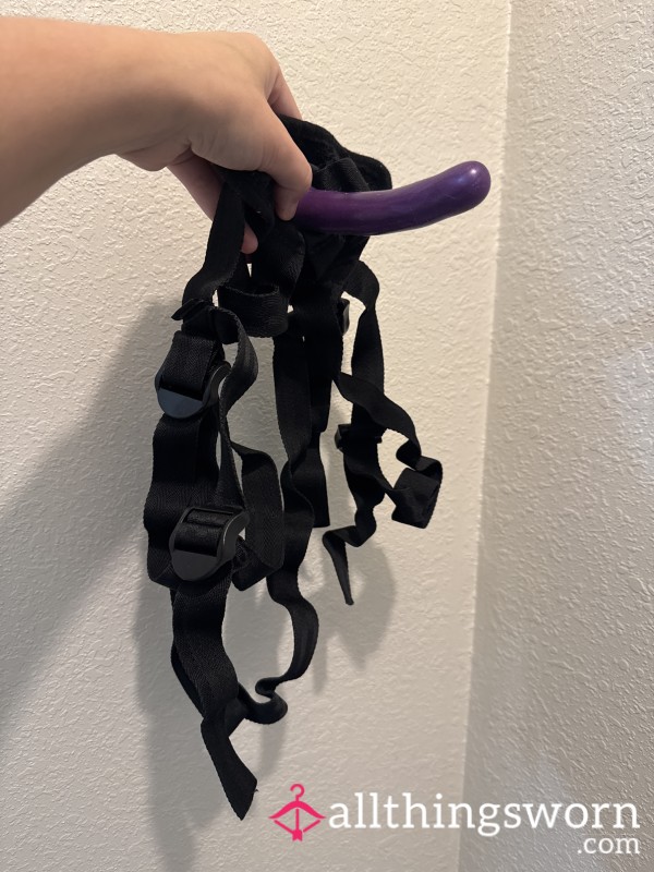 Yummy Purple Strap On Used For Pegging My Good Boys 😉😘♥️