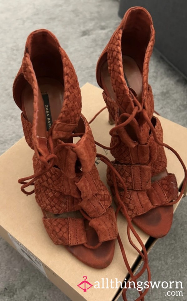 Zara Well Worn Heels 👠👠👠🌷