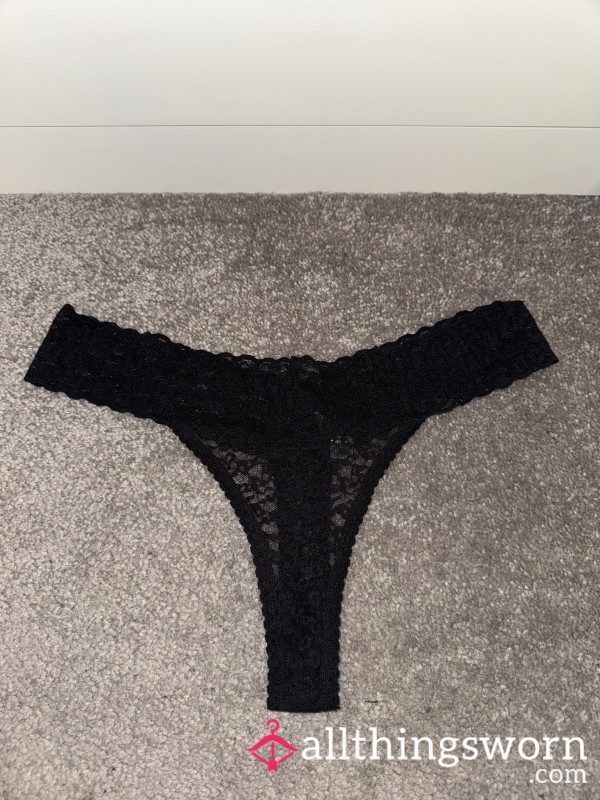 Zwarte Kanten String