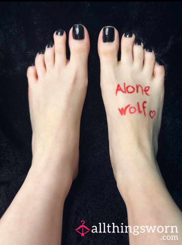 Alone_wolf