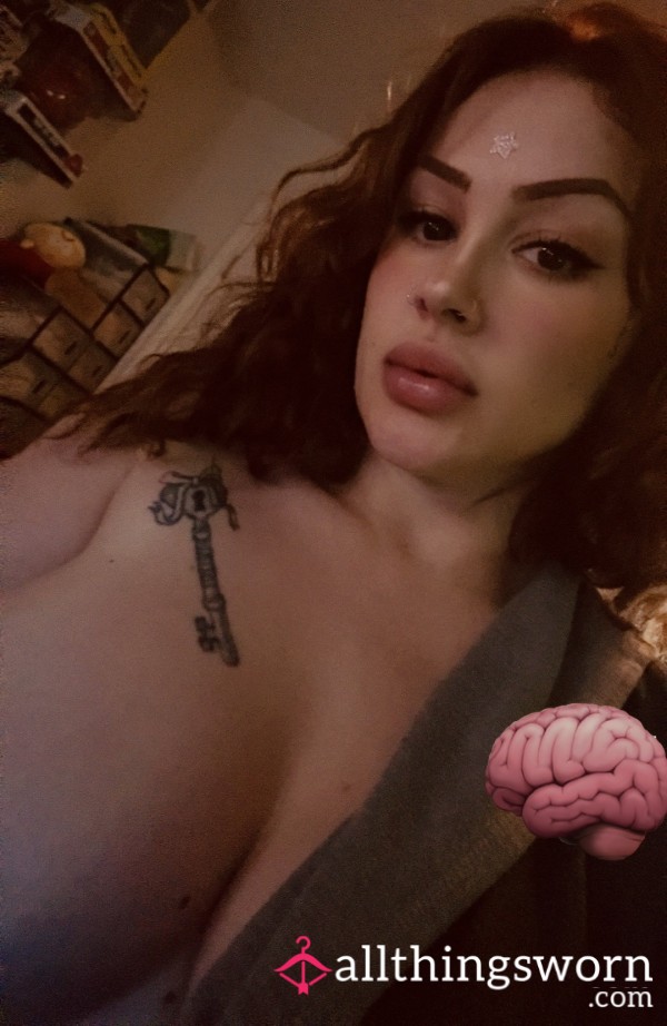 AriaMilfNextDoor