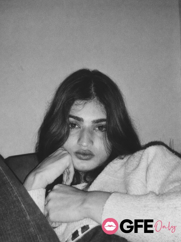 Ayaanais