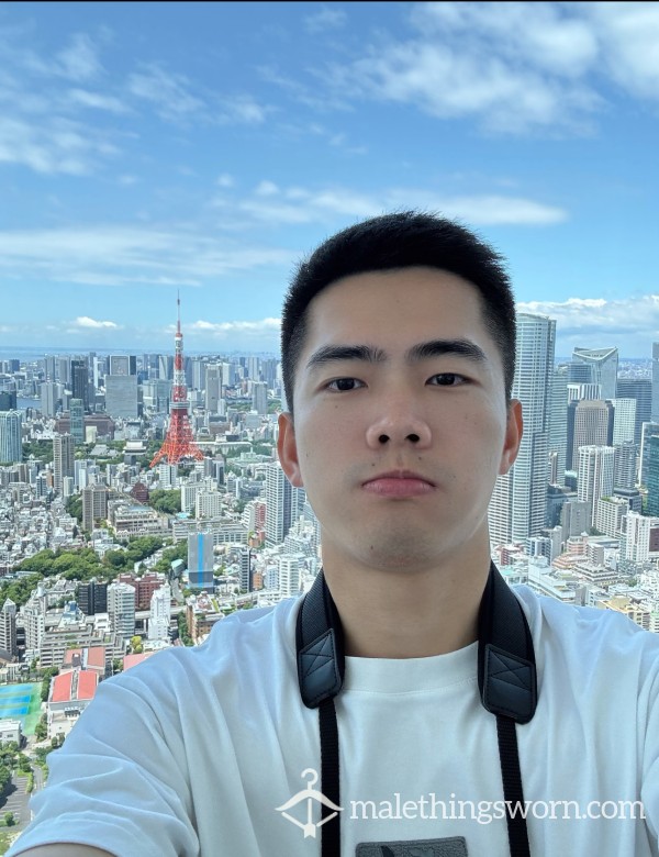 Azn18