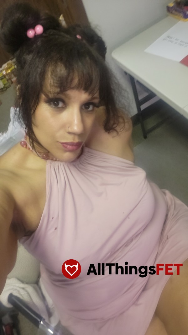 QueenMia004