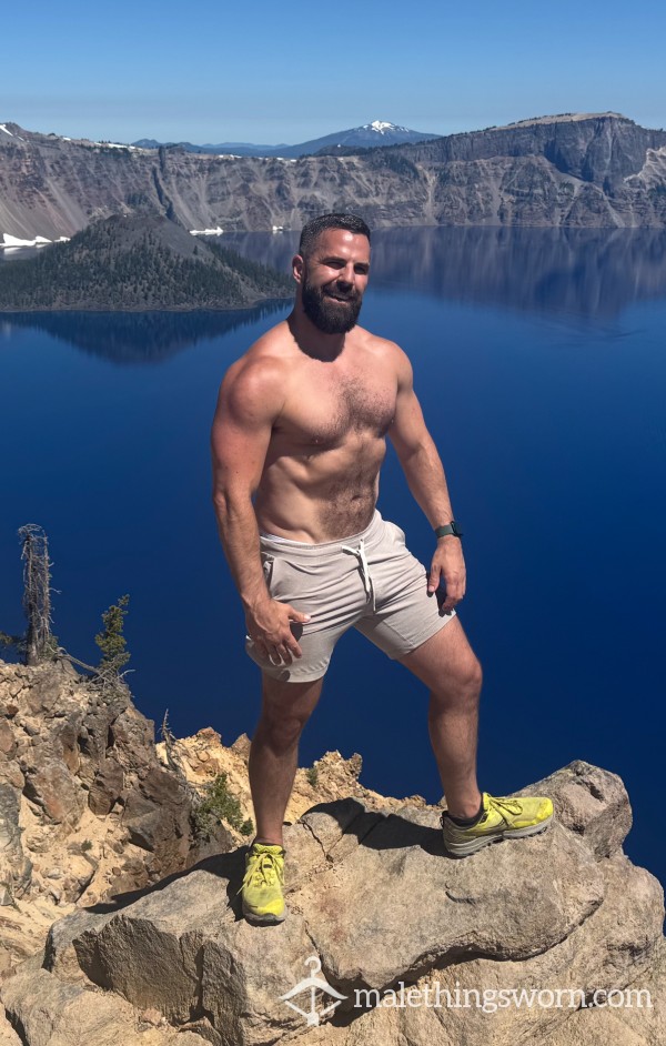 BeardedMuscleDaddy