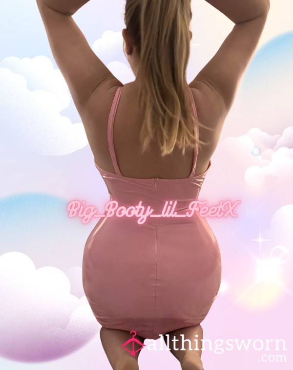 Big_Booty_little_FeetX